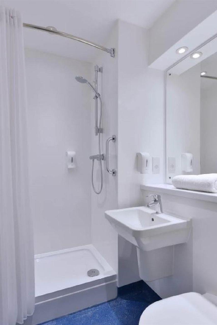 แทรเวลลอดจ์ อาเบอร์ดีน แอร์พอร์ต Hotel แอเบอร์ดีน ภายนอก รูปภาพ